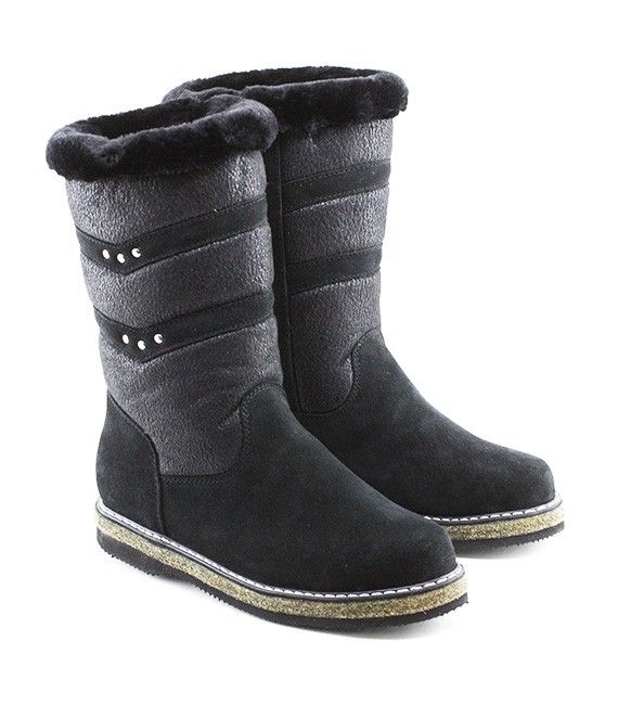 Women's boots 10-02, black, with a lock, felt sole