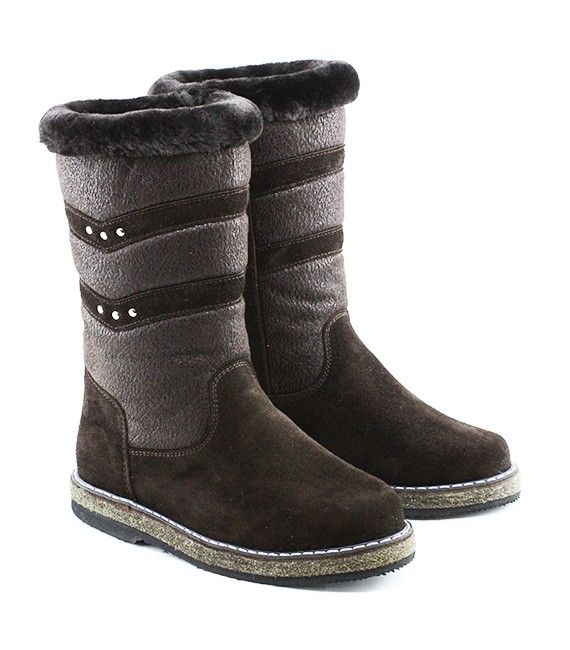 Women's boots 10-02, brown, with a lock, felt sole