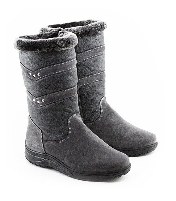 Women's boots 10-02, gray, with a lock, cast sole
